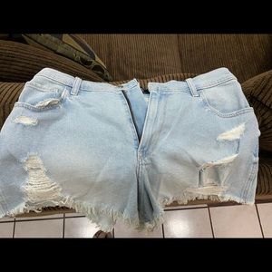 Hollister Ultra High Rise Shorts
